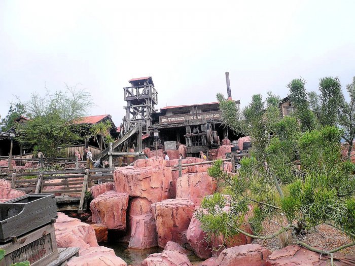 Big Thunder Mountain Railroad Line or Queue Picture Walt Disney World Magic Kingdom