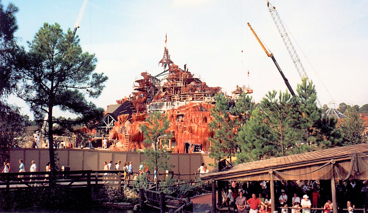 Big Thunder Mountain Railroad Walt Disney World Magic Kingdom Florida -  NavFile